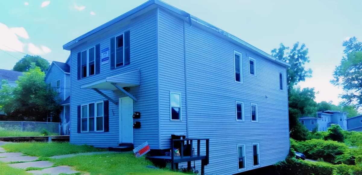 208 Westcott St