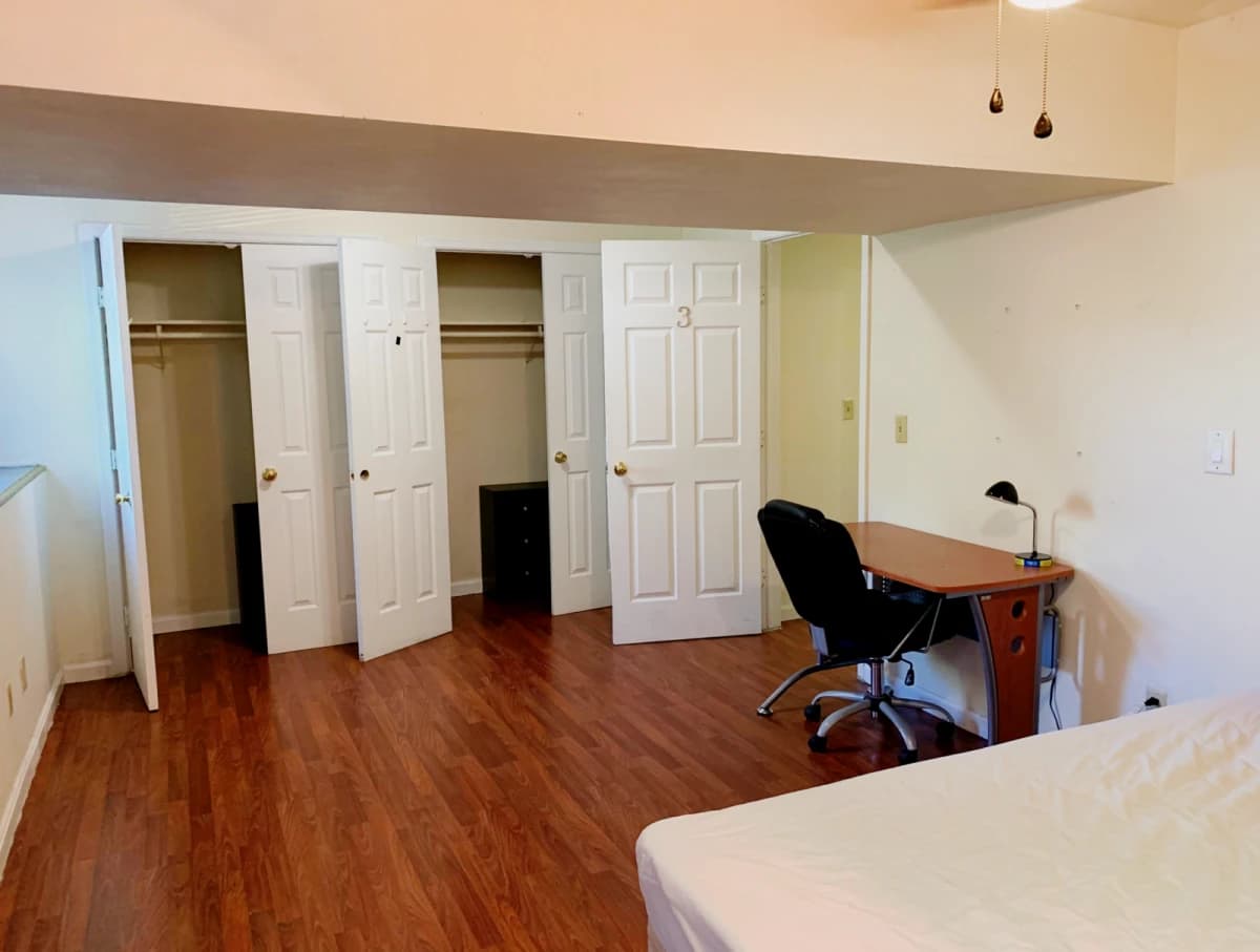 4 Bed 2 Bath Apartment 1