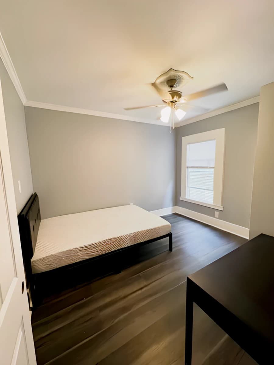 435 Columbus Ave image