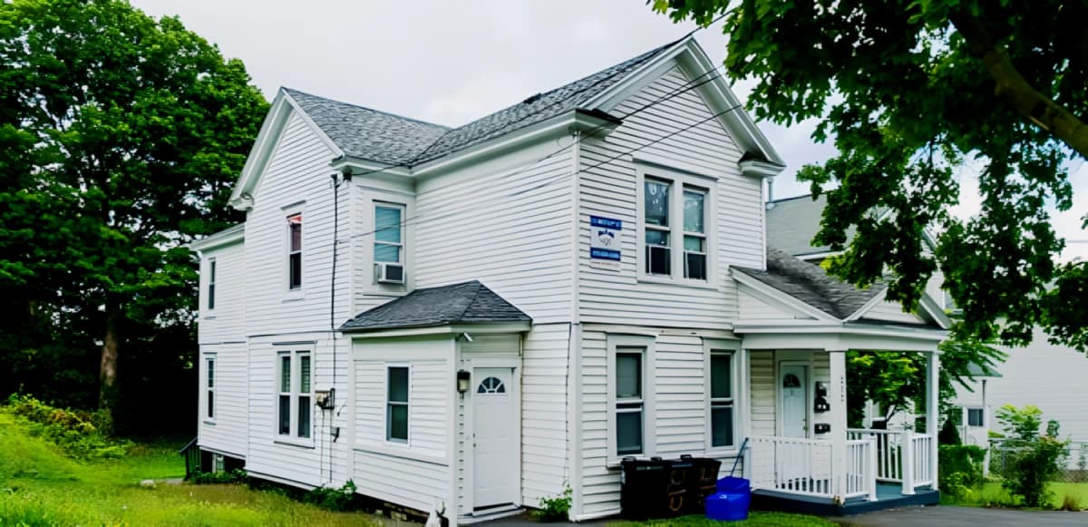 212 Westcott St Apartment 1