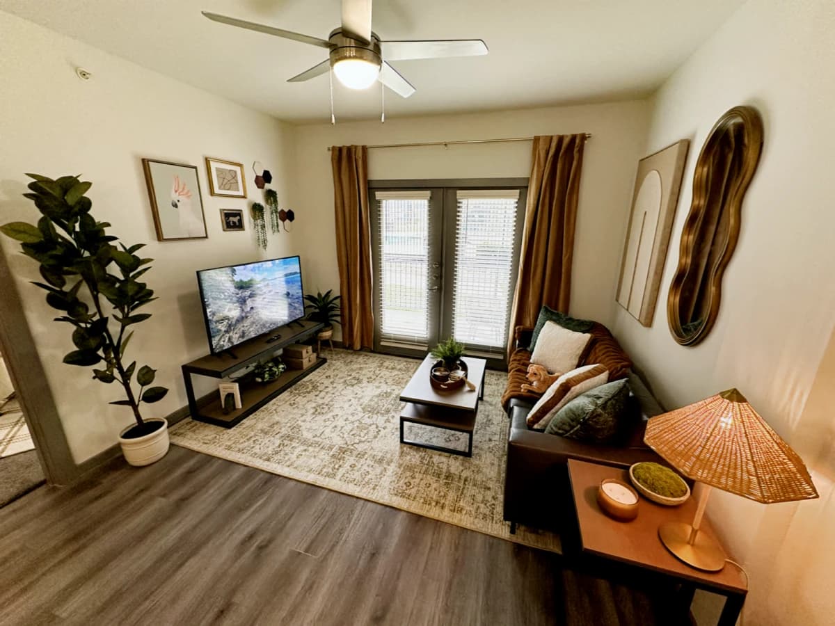 848 Mitchell Apartment image