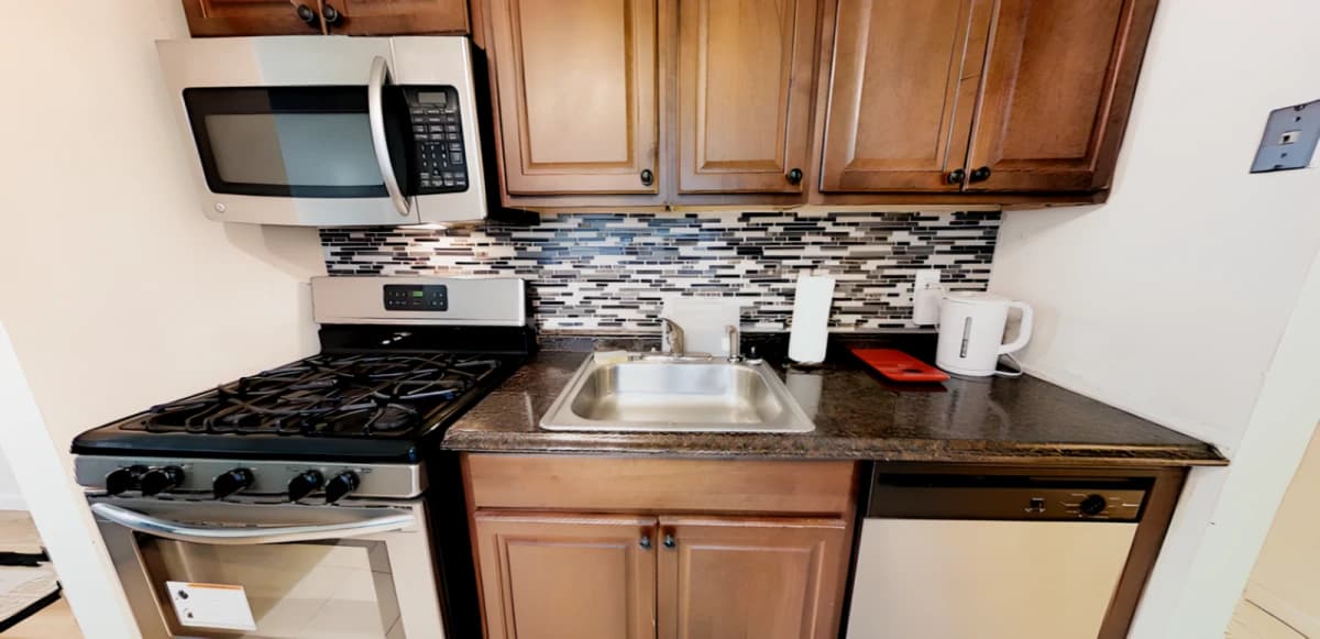 307 Columbus Ave image