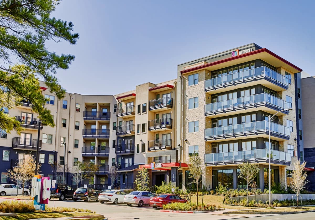 848 Mitchell Apartment image 3