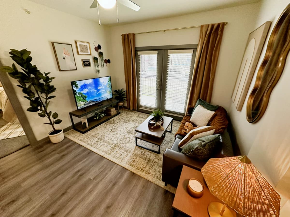 848 Mitchell Apartment image