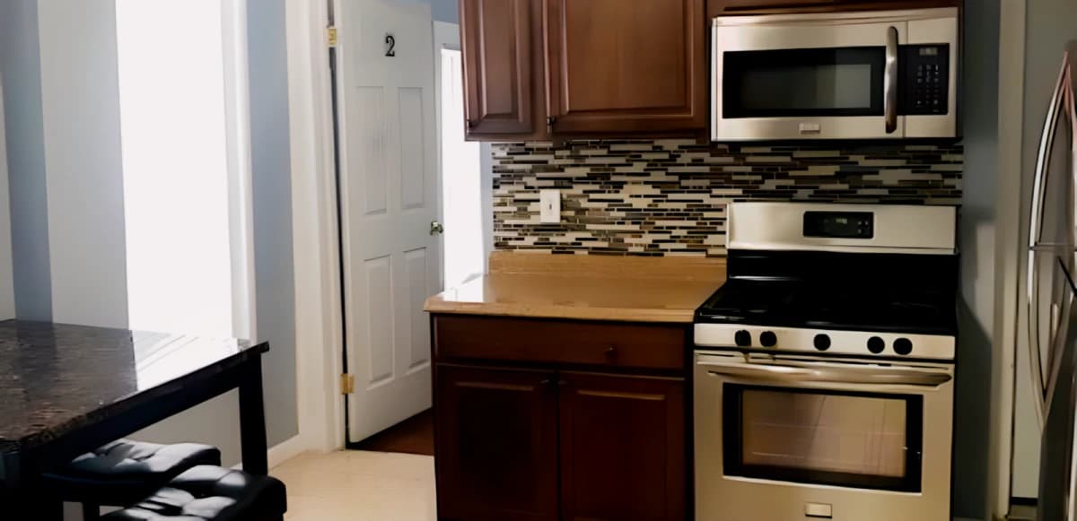 2 Bed 1 Bath Apartment 3