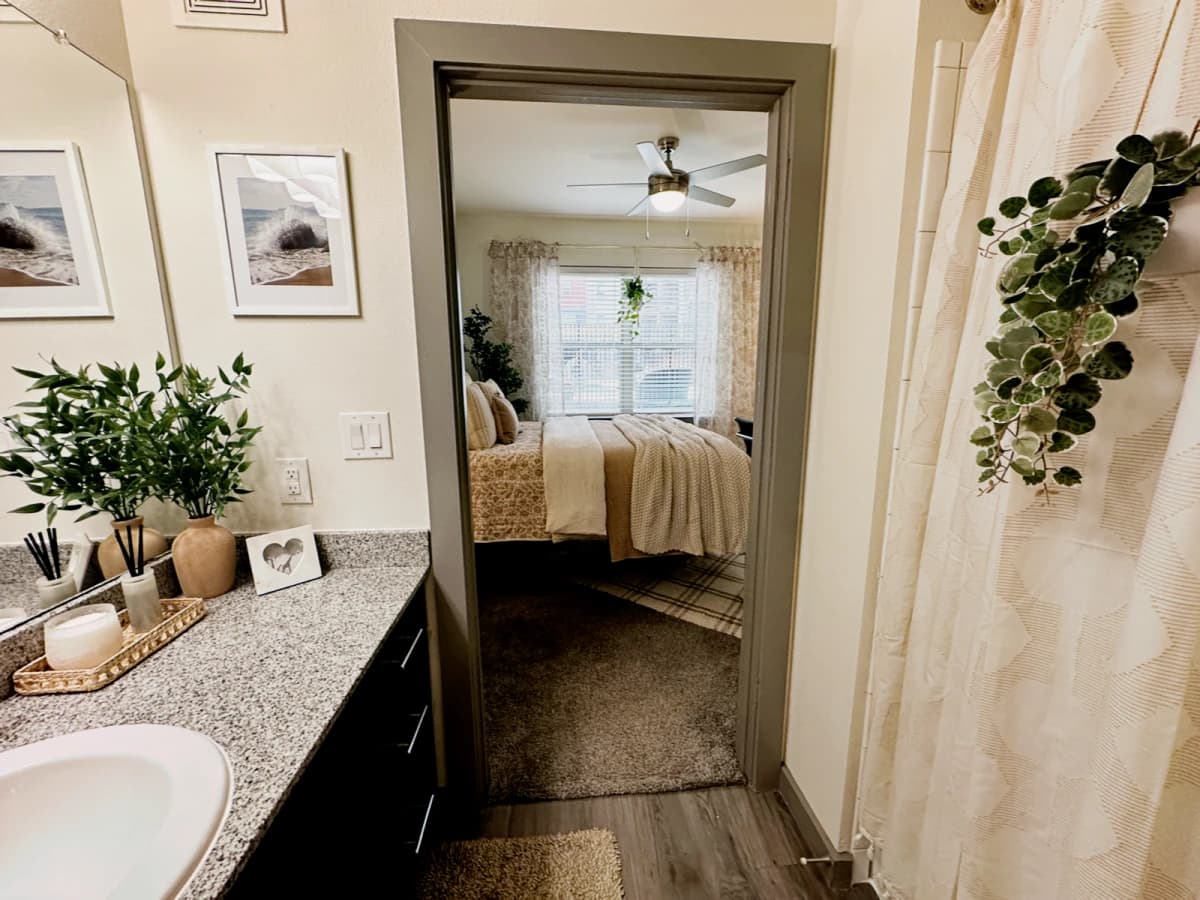 848 Mitchell Apartment image