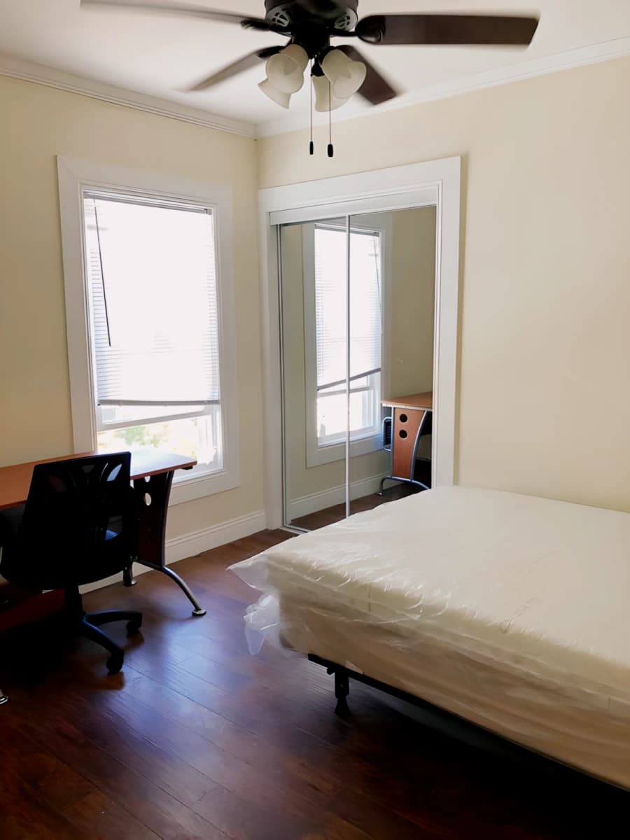 445 Columbus Ave image