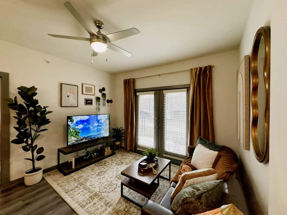 848 Mitchell Apartment image
