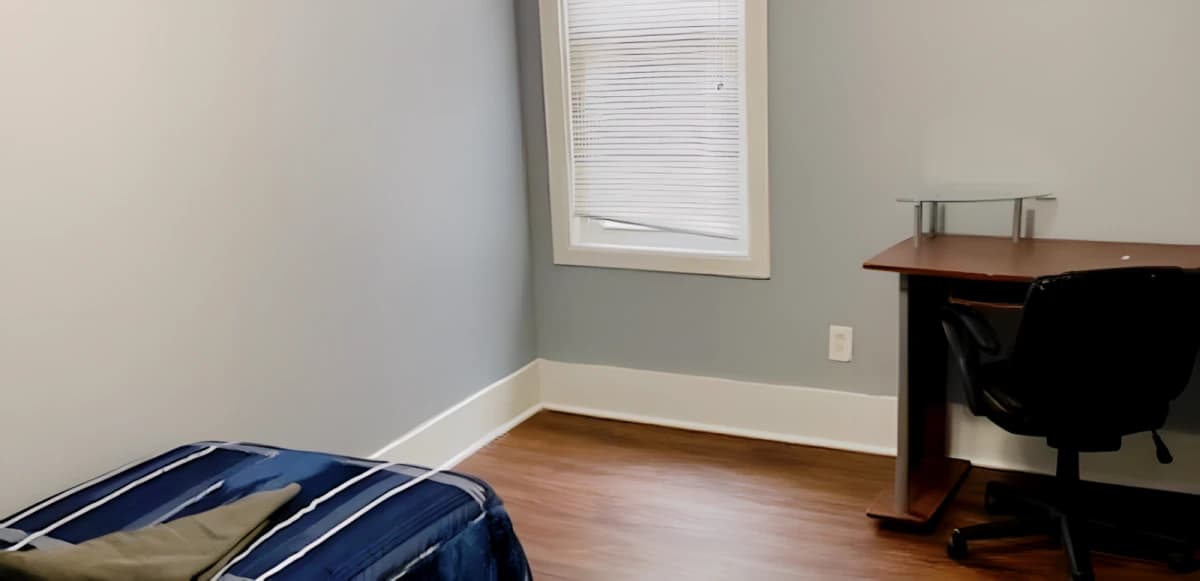 3 Bed 1.5 Bath Apartment 1