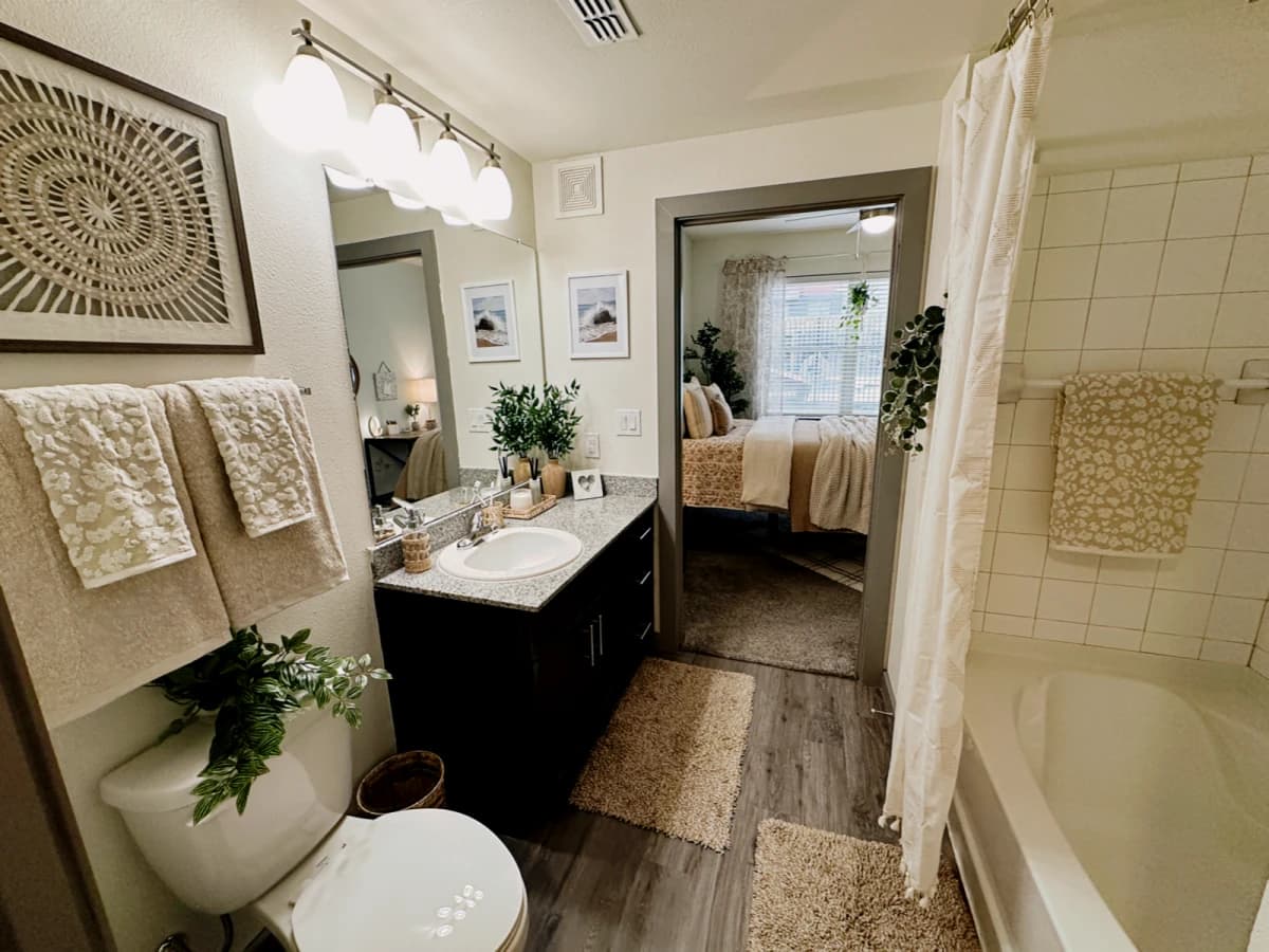 848 Mitchell Apartment image