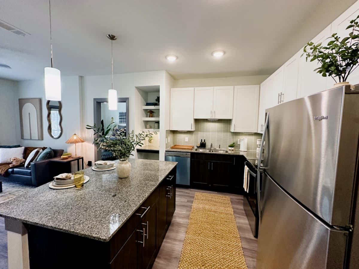 848 Mitchell Apartment image