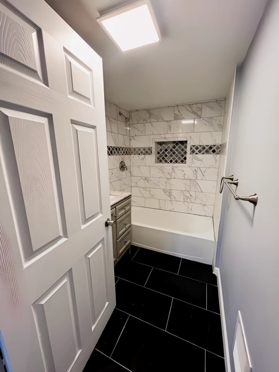 433 Columbus Ave image