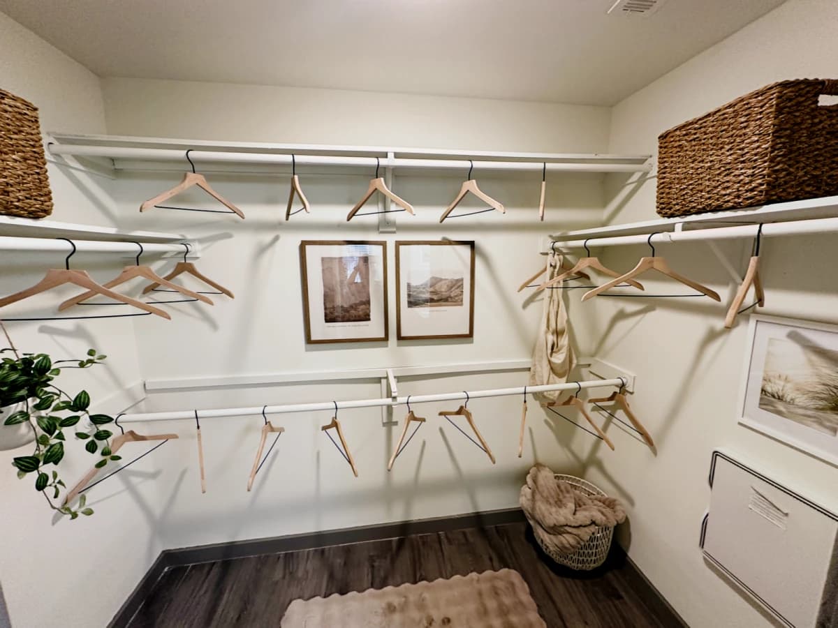 848 Mitchell Apartment image