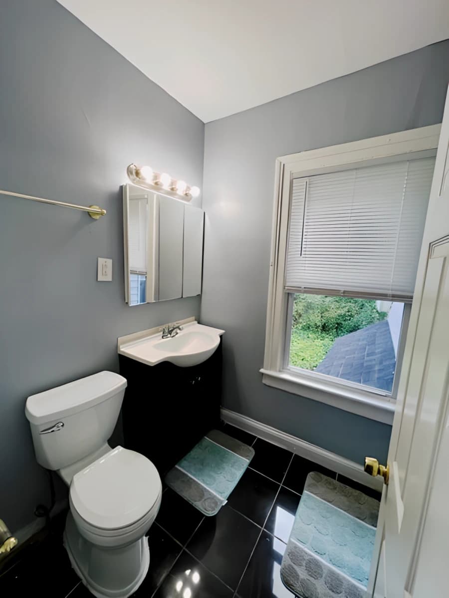 1436 East Genesee St image