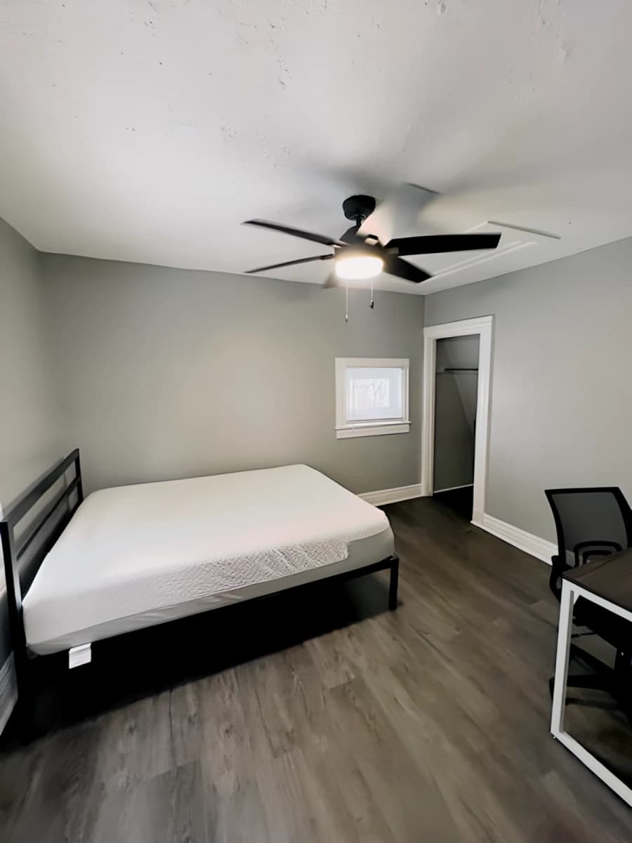 4 Bed 2 Bath