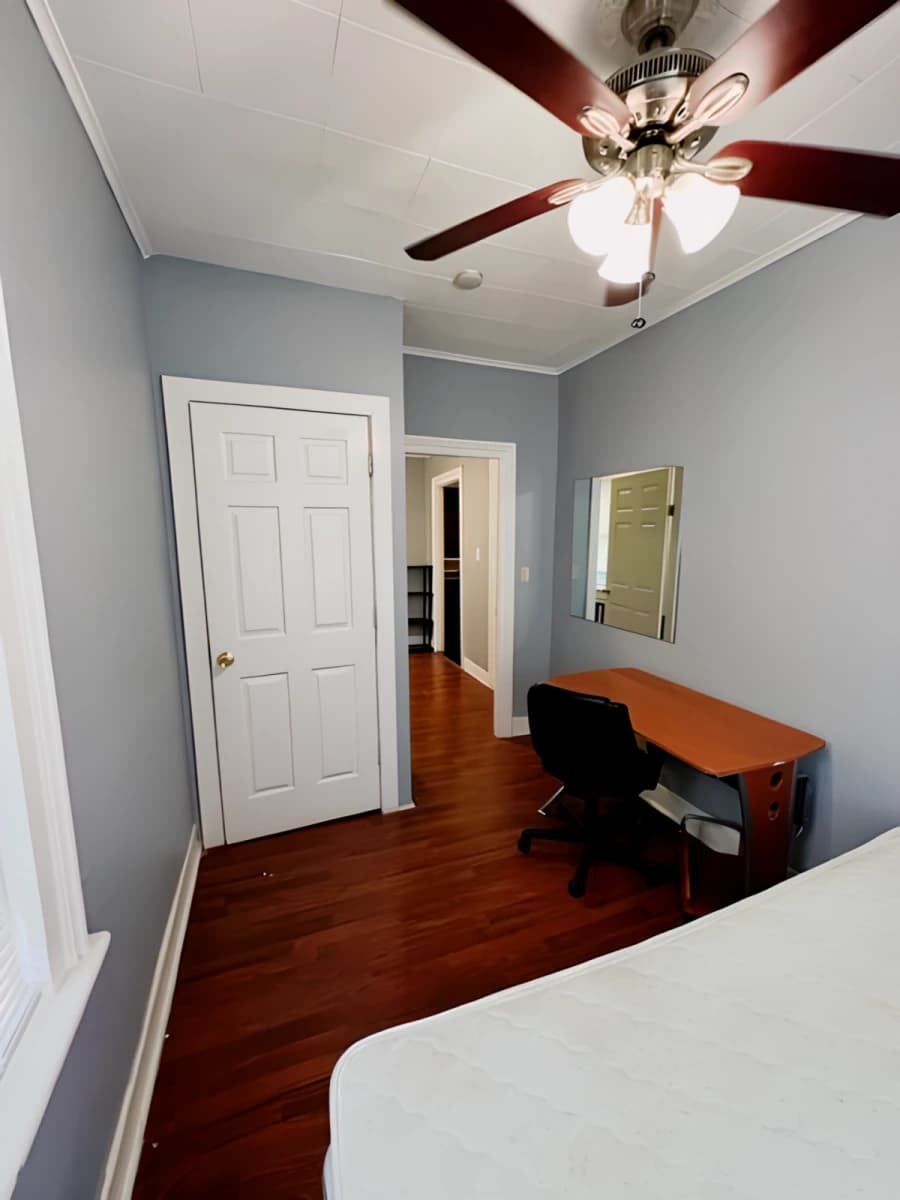 1436 East Genesee St image