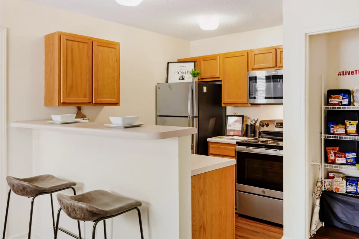 University Suites image 2