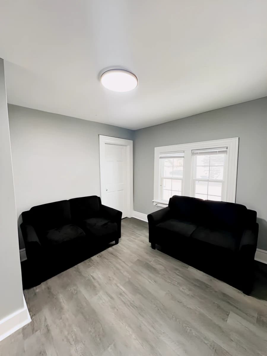 1114 East Colvin St image
