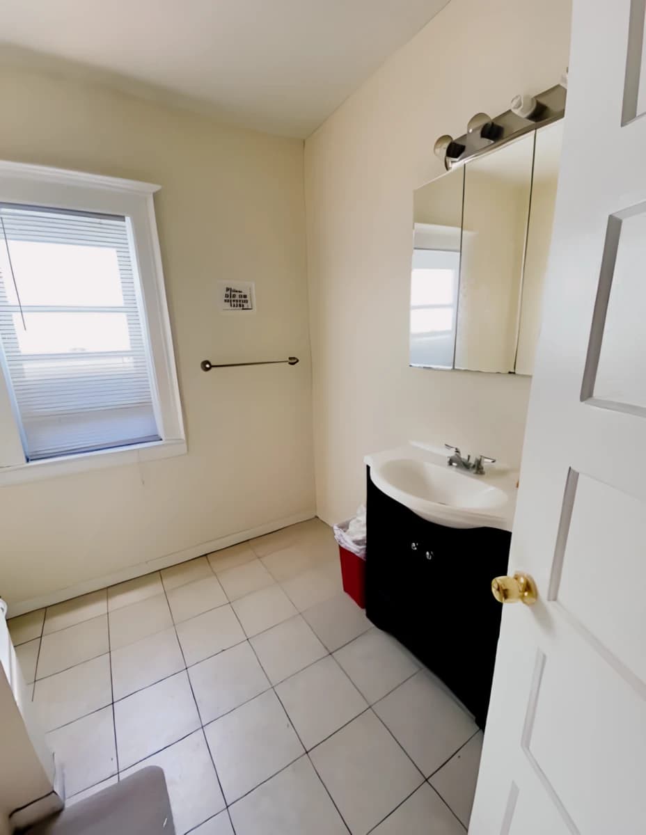 4 Bed 2 Bath