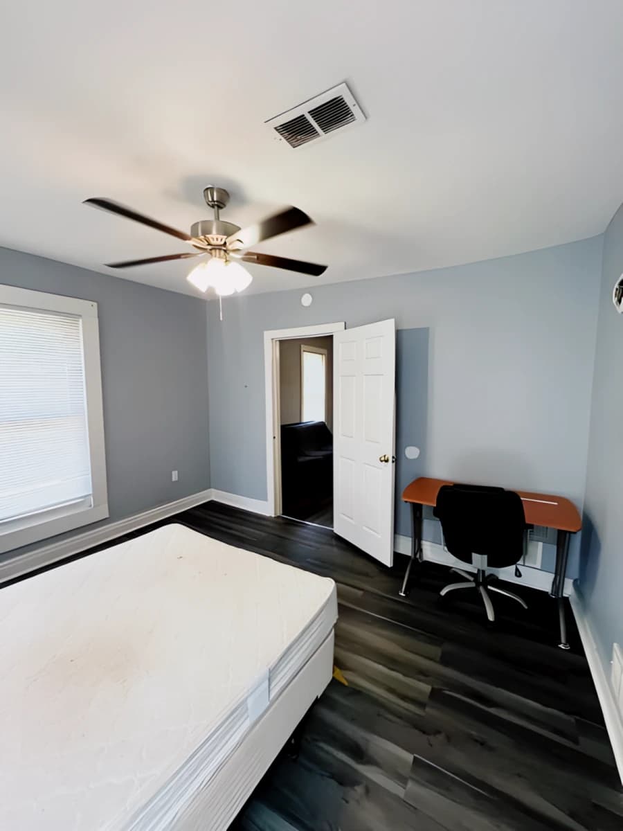 1611 East Fayette St image