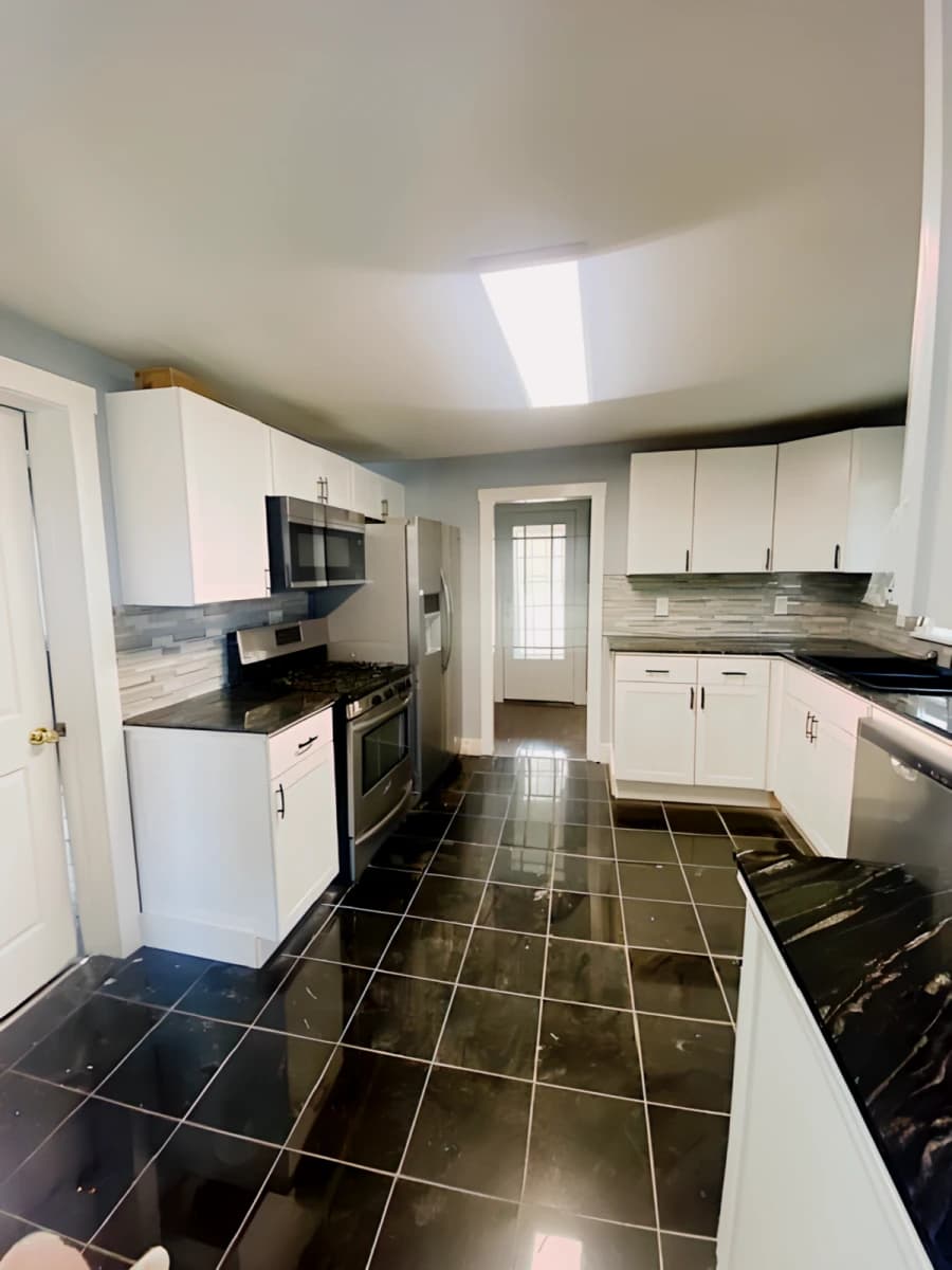 3 Bed 1 Bath Apartment 1
