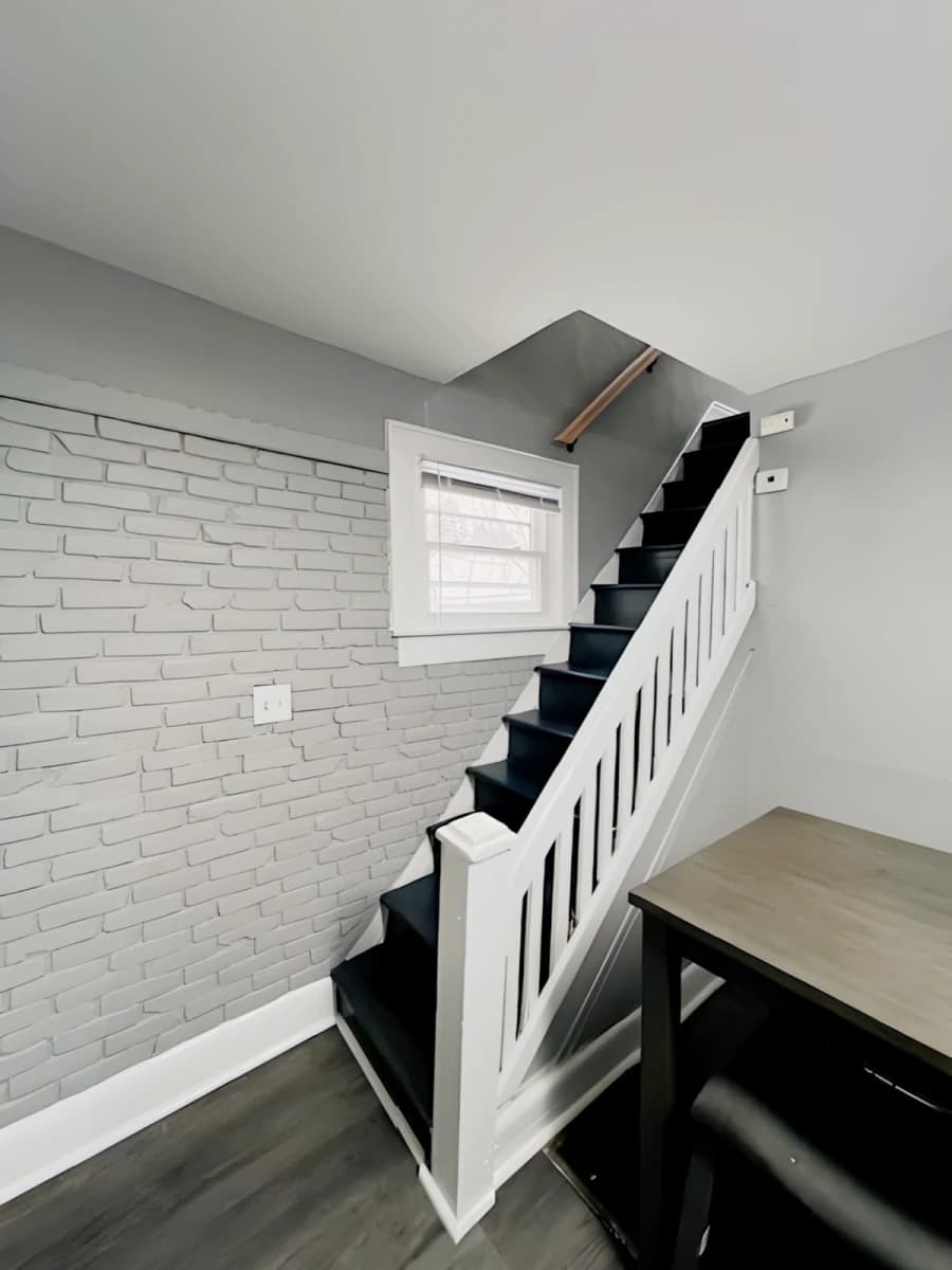 1114 East Colvin St image