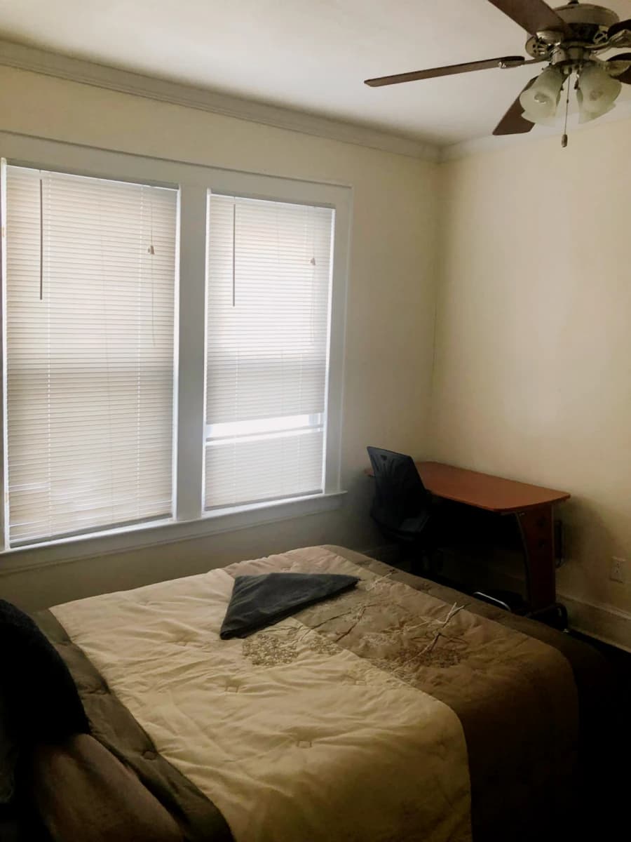 6 Bed 2 Bath