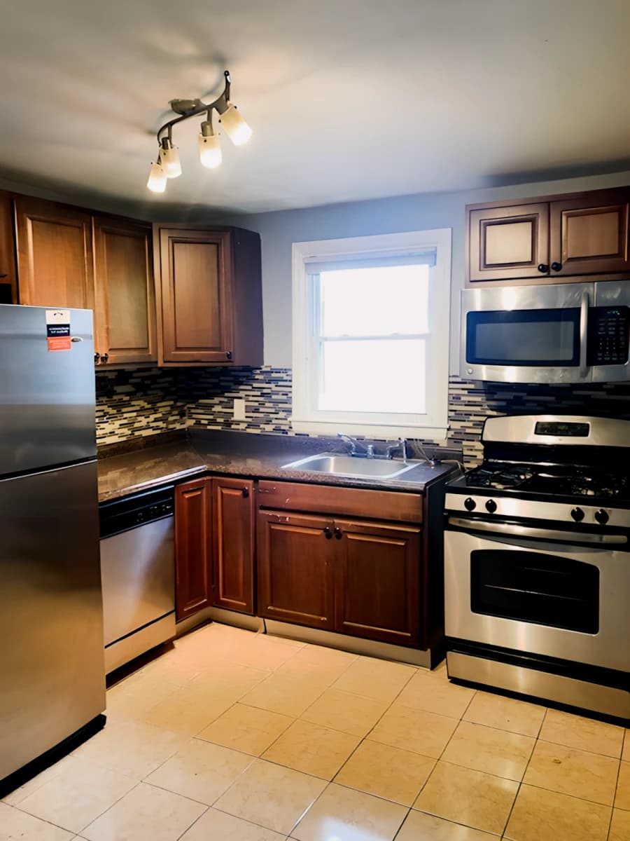 307 Columbus Ave image