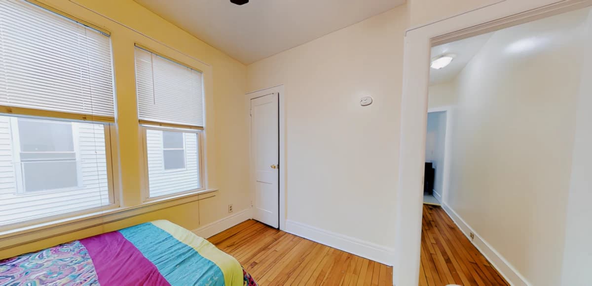 1526 East Genesee St image