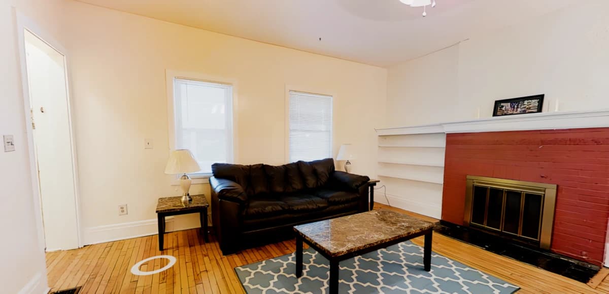 1526 East Genesee St image