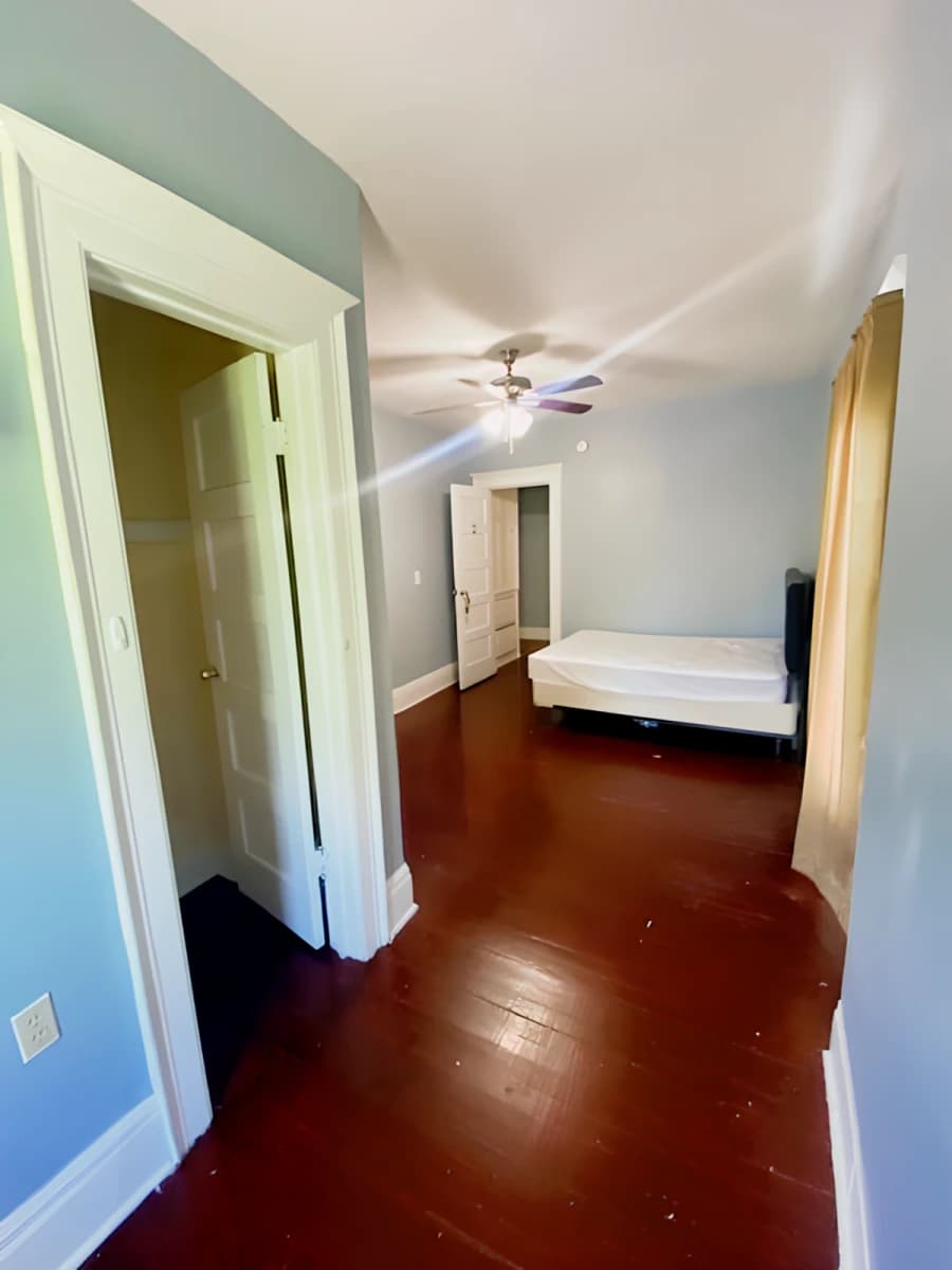 1531 East Genesee St image