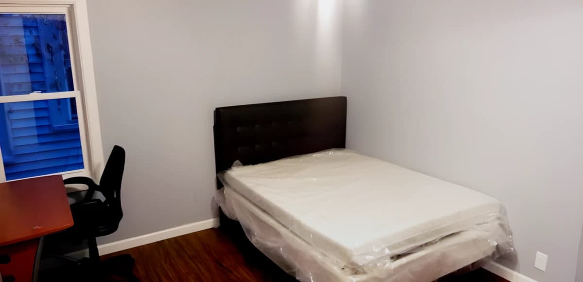 5 Bed 2 Bath Apartment 1