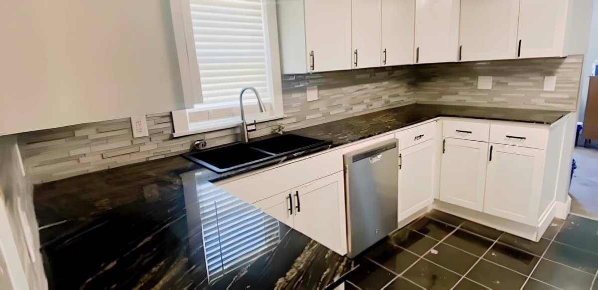 3 Bed 1 Bath Apartment 1