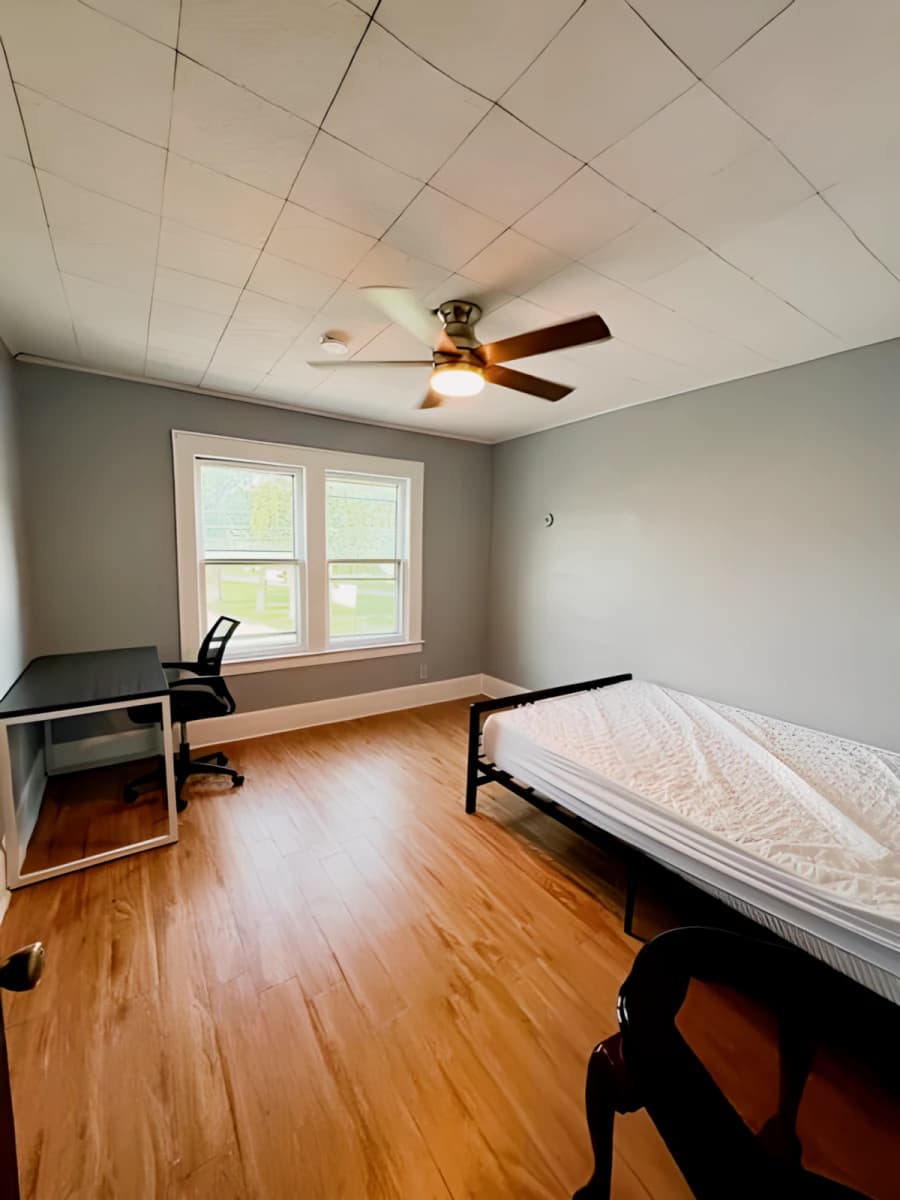 5 Bedroom