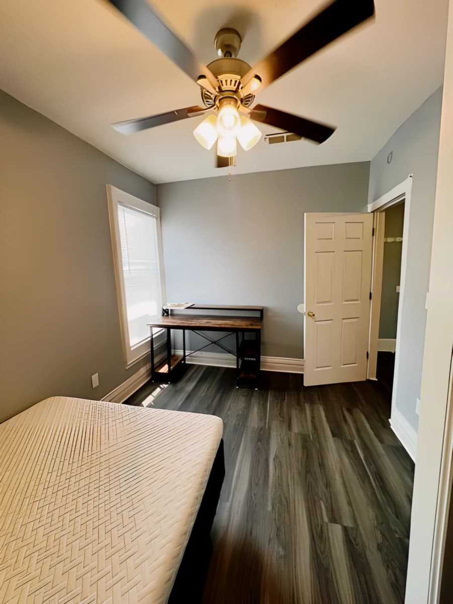 1611 East Fayette St image