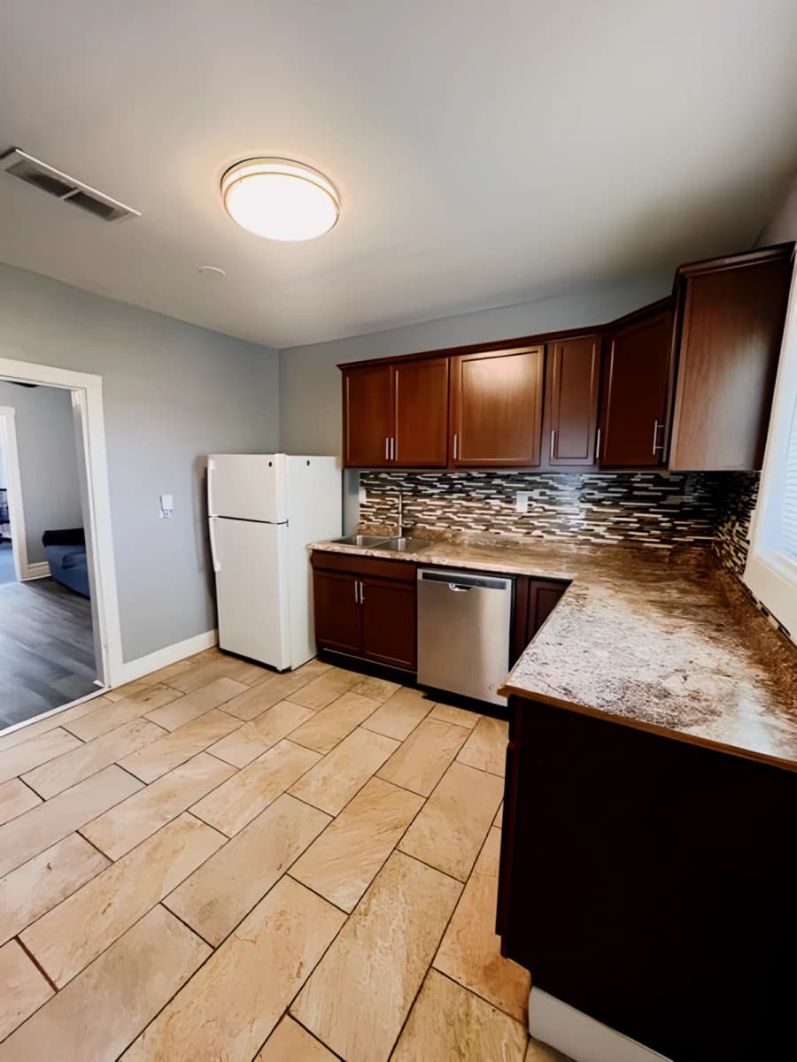 1611 East Fayette St