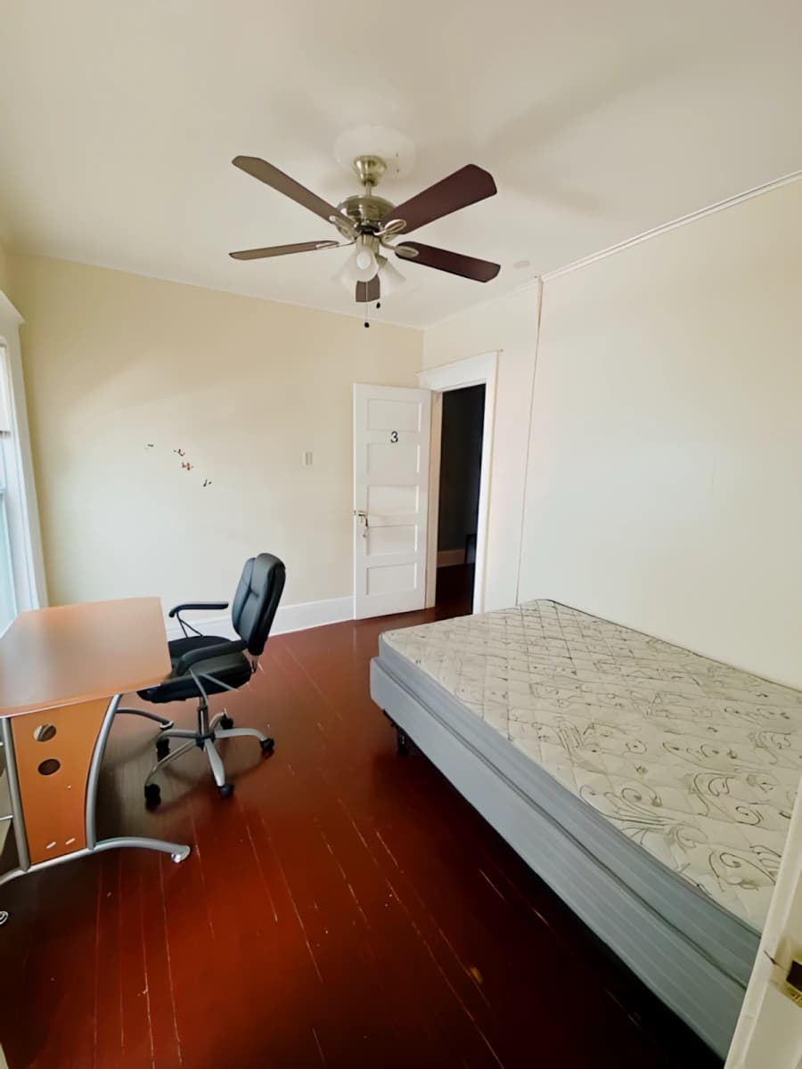 4 Bed 2 Bath
