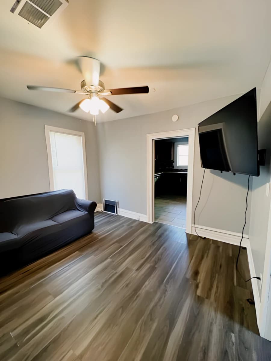 1611 East Fayette St image