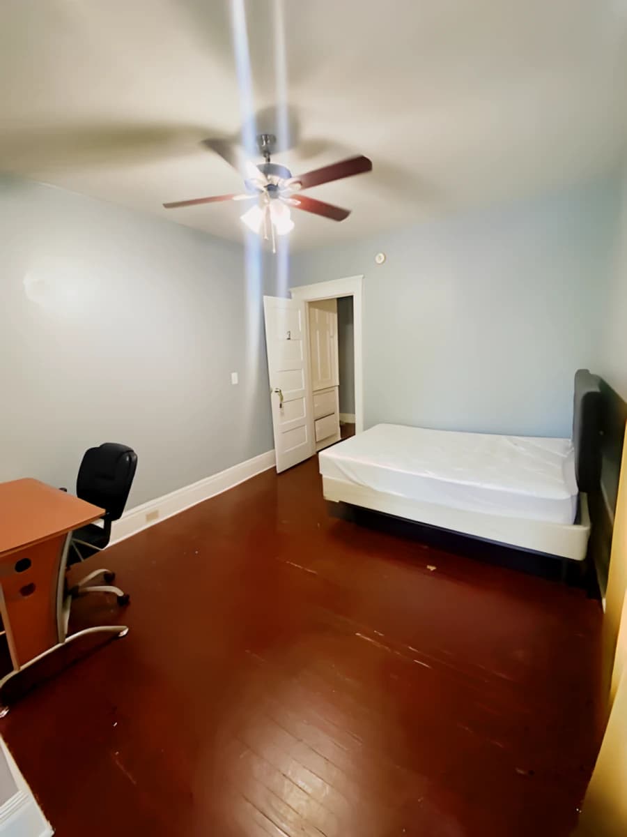 4 Bed 2 Bath