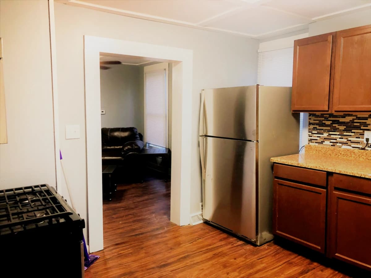Large 2 Bedroom Apartment 1