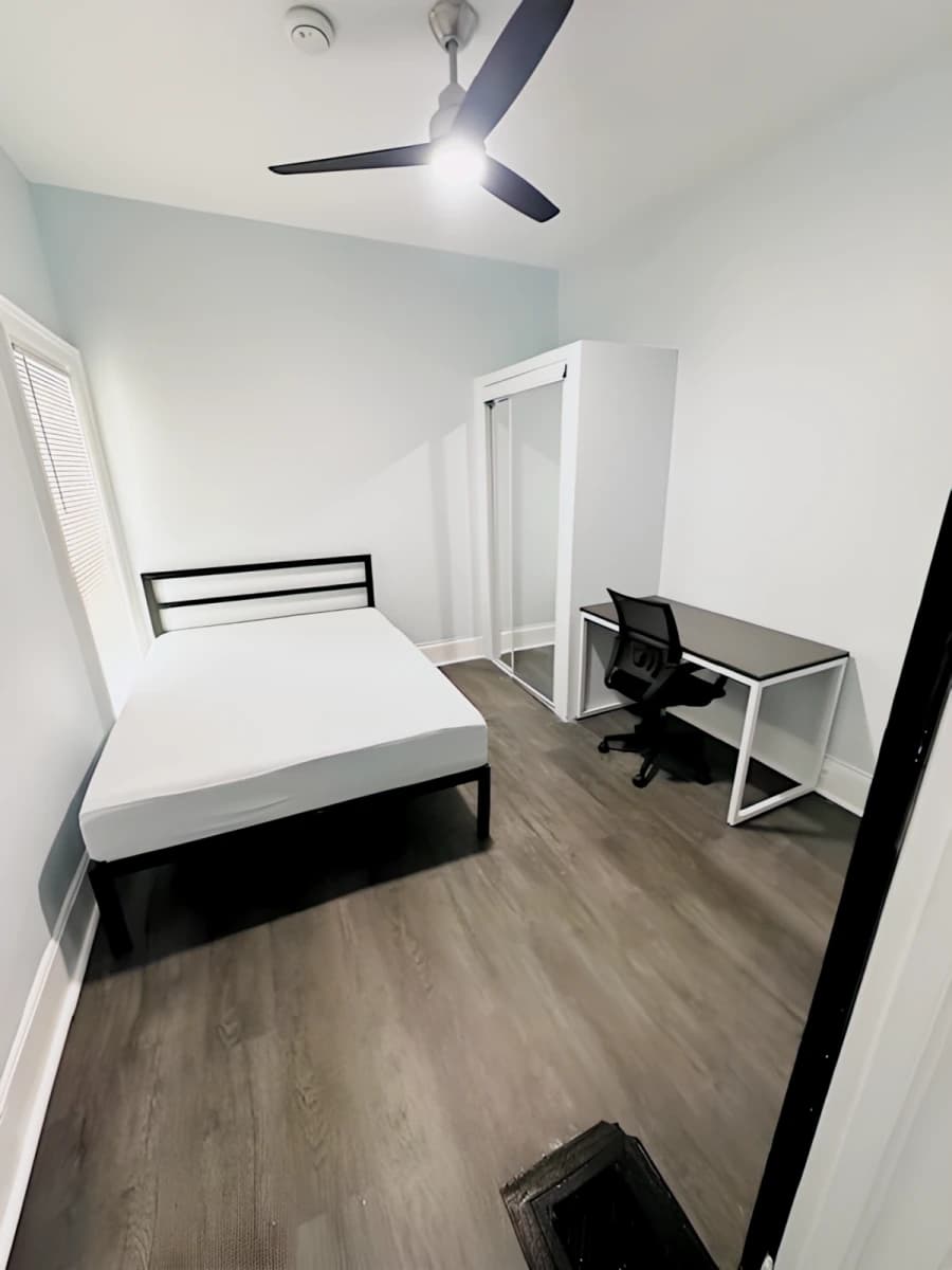 3 Bed 1 Bath Apartment 2