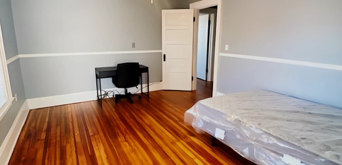 4 Bed 2 Bath