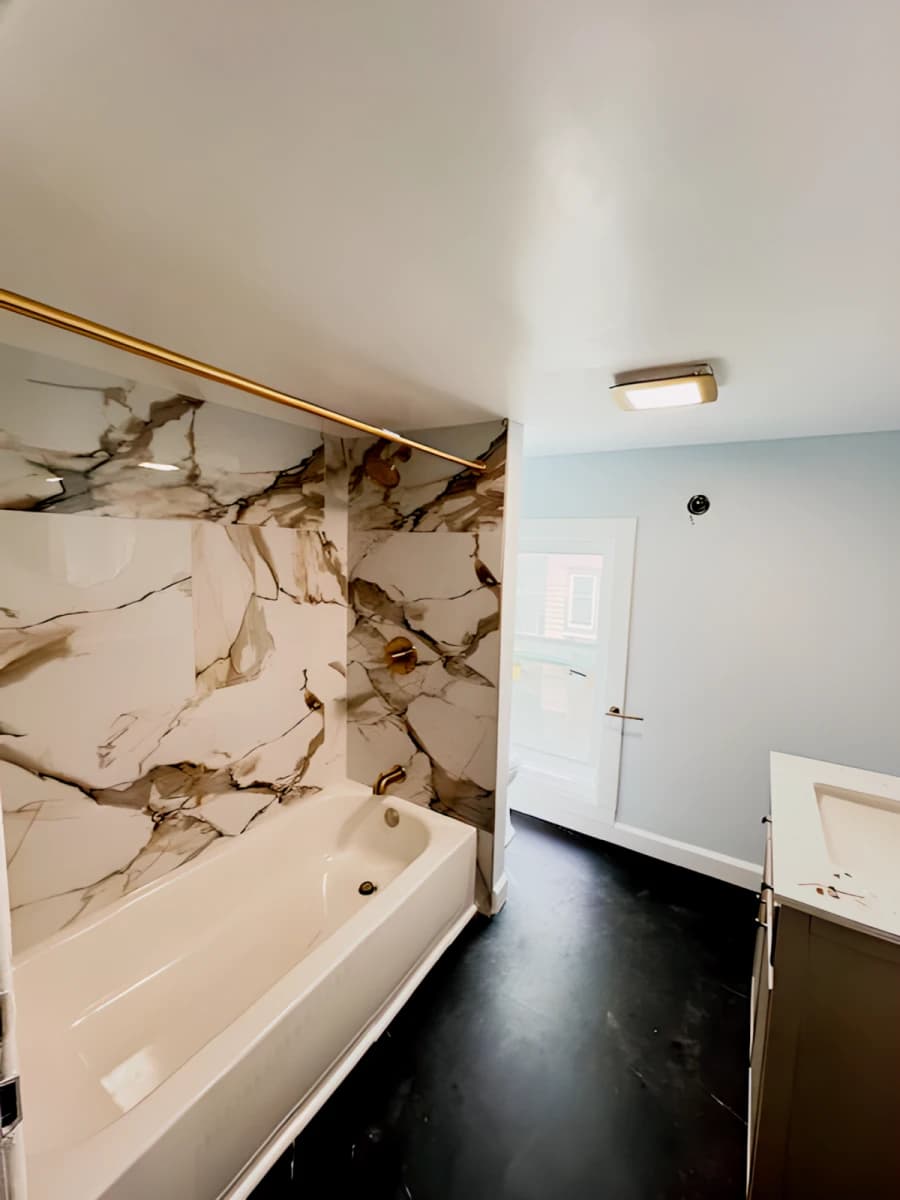 3 Bed 1 Bath Apartment 2