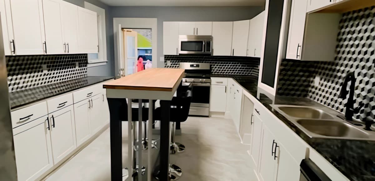 312 Lexington Ave image