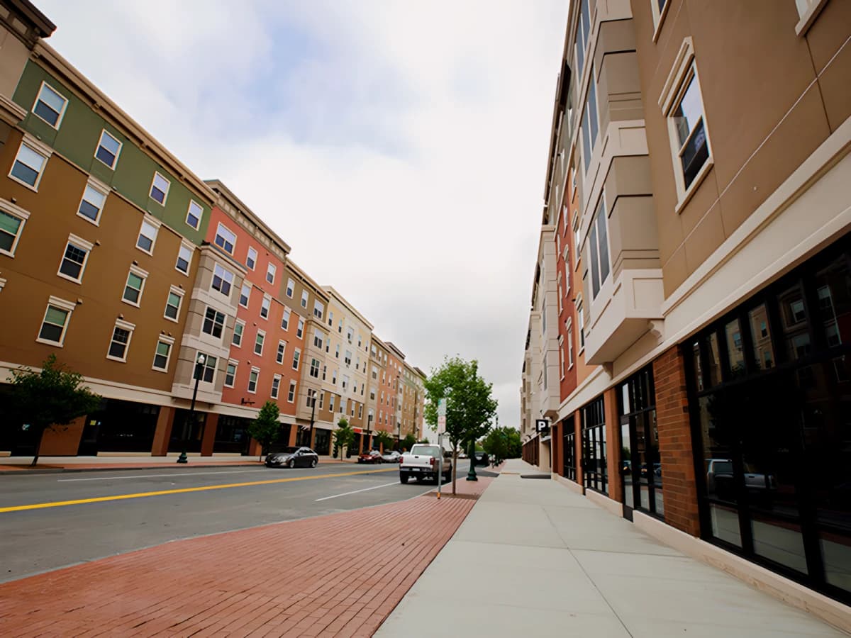 College Suites at City Station East