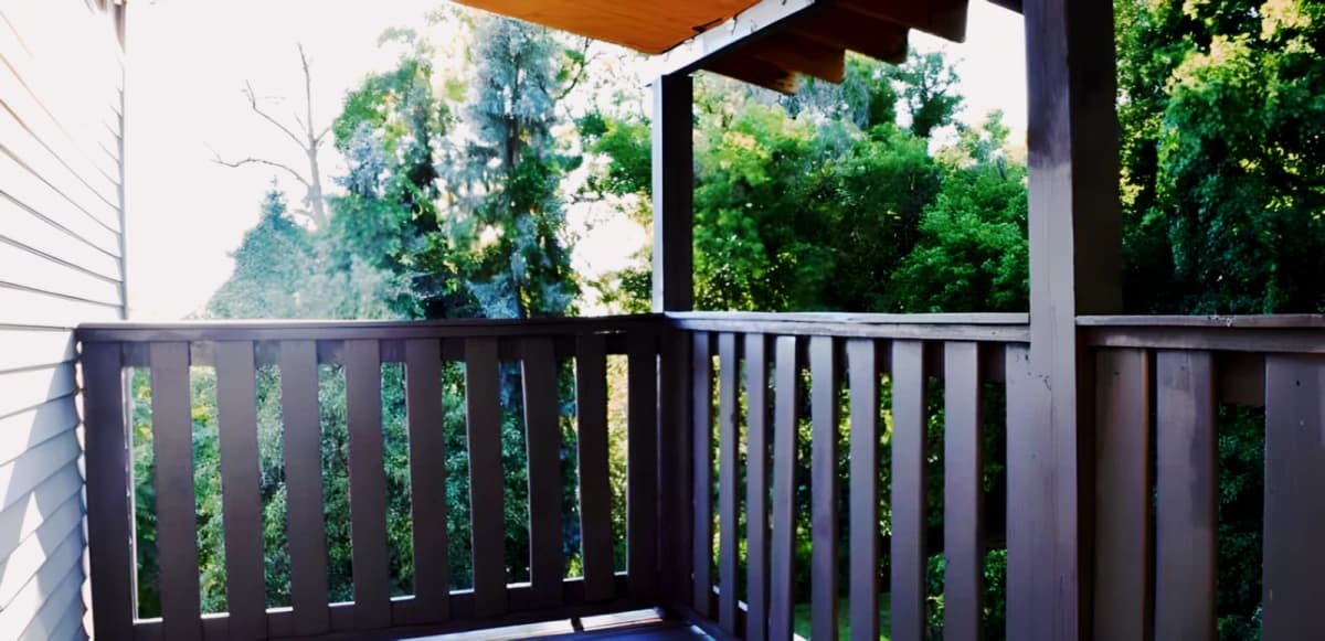 Outdoor Features