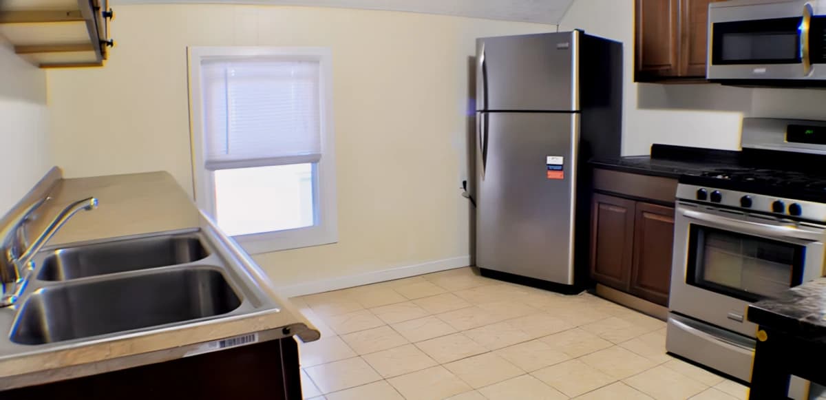 303 Lexington Ave image