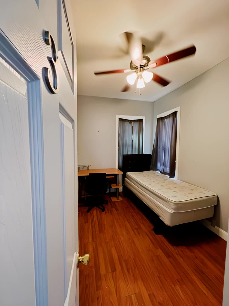 3 Bed 1 Full Bath Apt 1