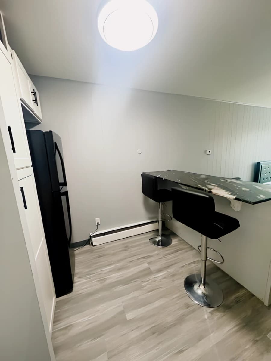 401 Smith St image
