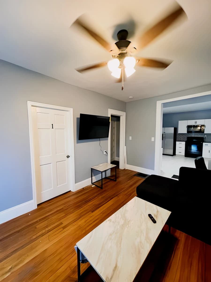 2320 East Genesee St image